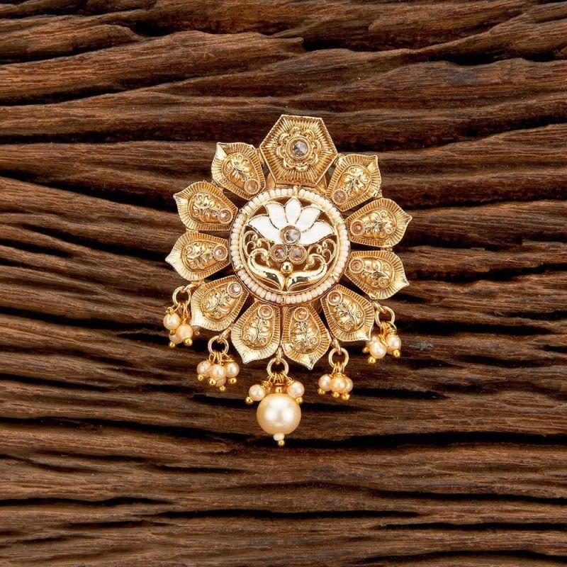 Antique Classic Brooches