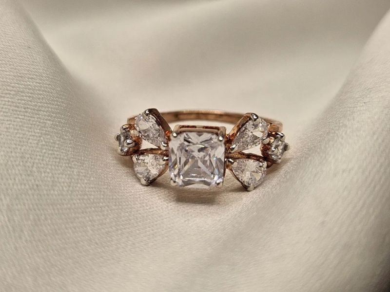 Gold White Vintage Diamond Engagement Ring