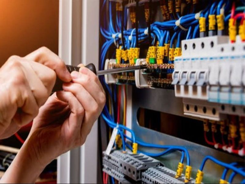 Commercial Electrical Repairing Services