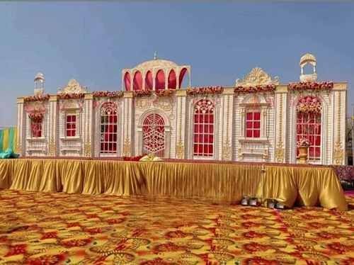 White Red Wedding Fiber Stage