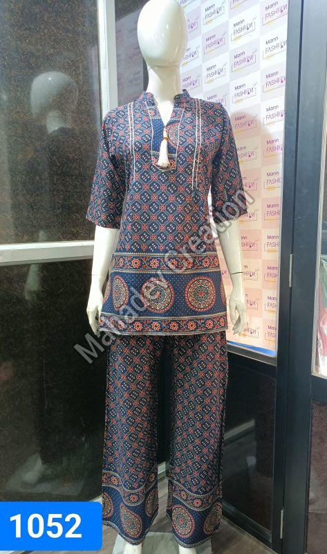 Ladies Artistic Style Tassel Co-ord Set