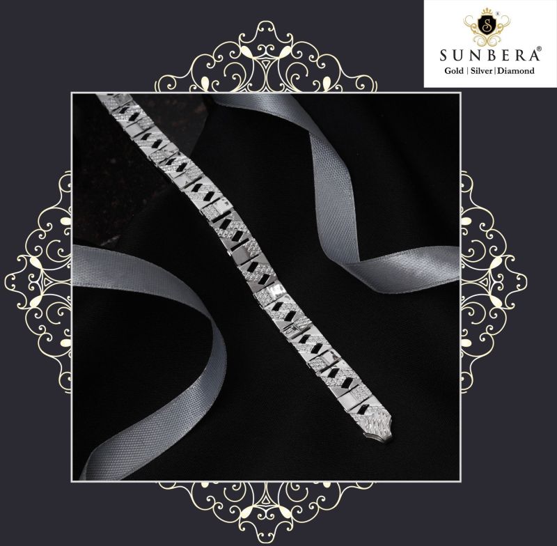 Cut Out Link Design Silver Bracelet