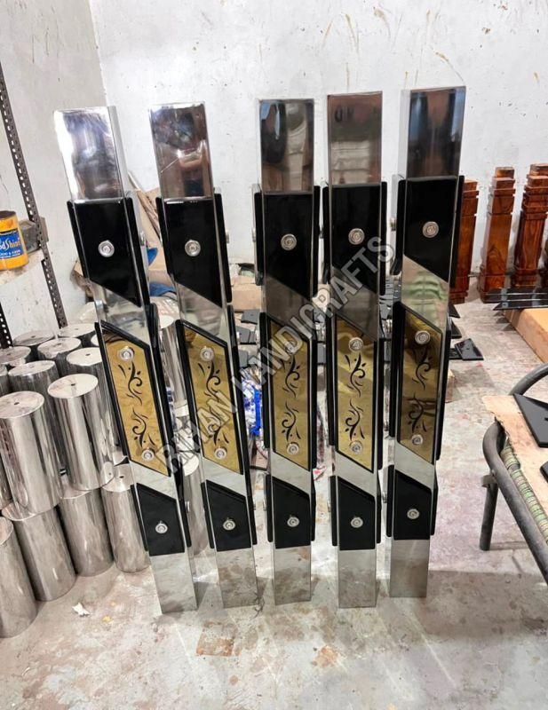 Stainless Steel Wooden Ornamental Pillar