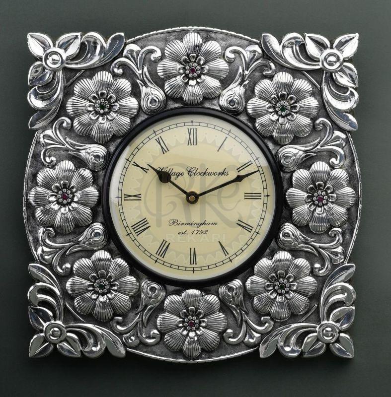 Floral Frame Vintage Wall Clock