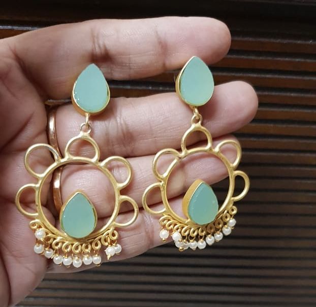 Ladies Mint Green Pearl Drop Earpiece