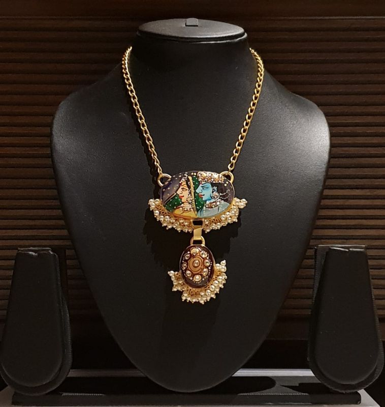 Ladies Royal Miniature Golden Pendant Necklace