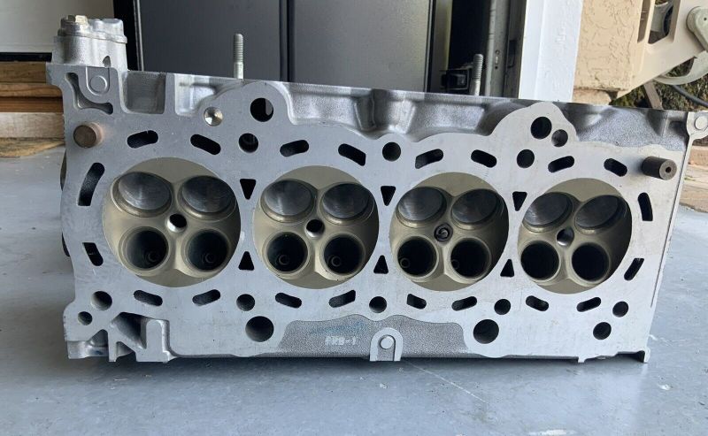 Cast Iron Mahindra Tractor Cylinder Head