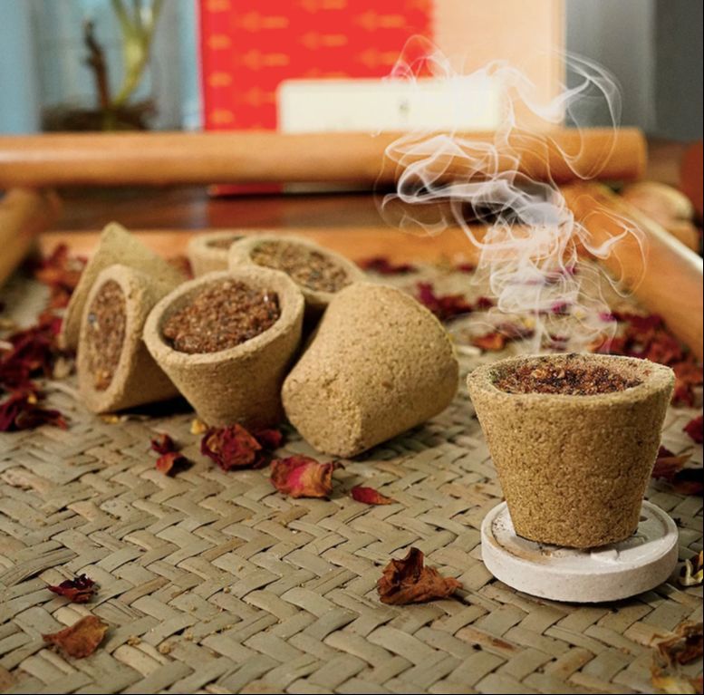 8 Pieces Sambrani Dhoop Cup Box