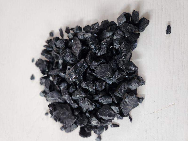 Polyester Black Virgin Grinded Lumps