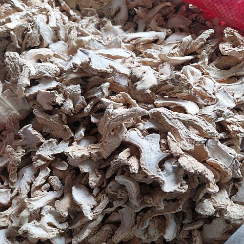 Hand Cut Sulphur Dry Ginger Slice