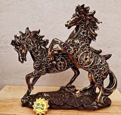 Creative Metal Running Horse Statue