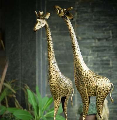 Metal Standing Giraffe Pair Figurine