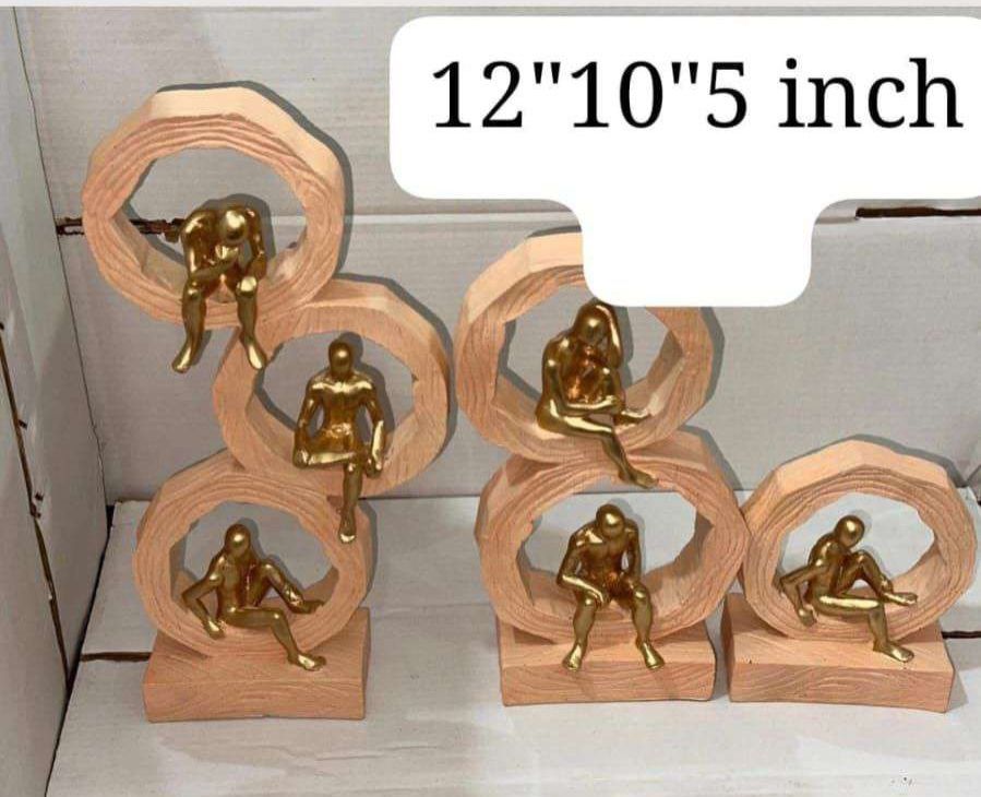 Polyresin Sitting Man Statue