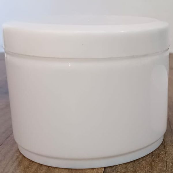Plastic White Jars