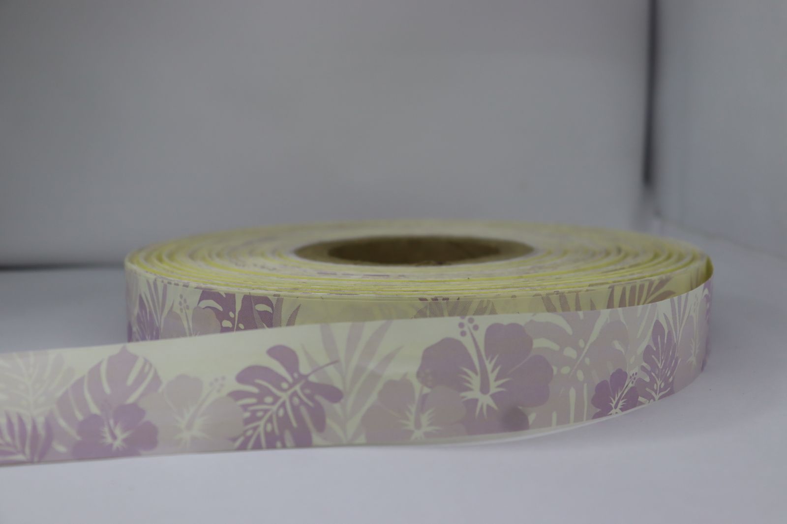 Zig Zag Line Release Paper with Gum Adhesive Transfer