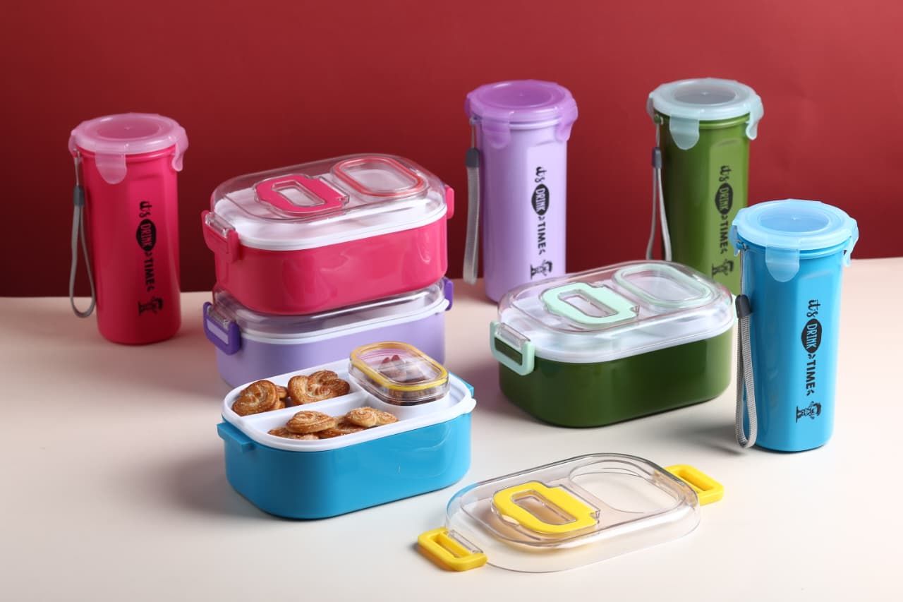 Plastic Lunch Box with Water Bottle
