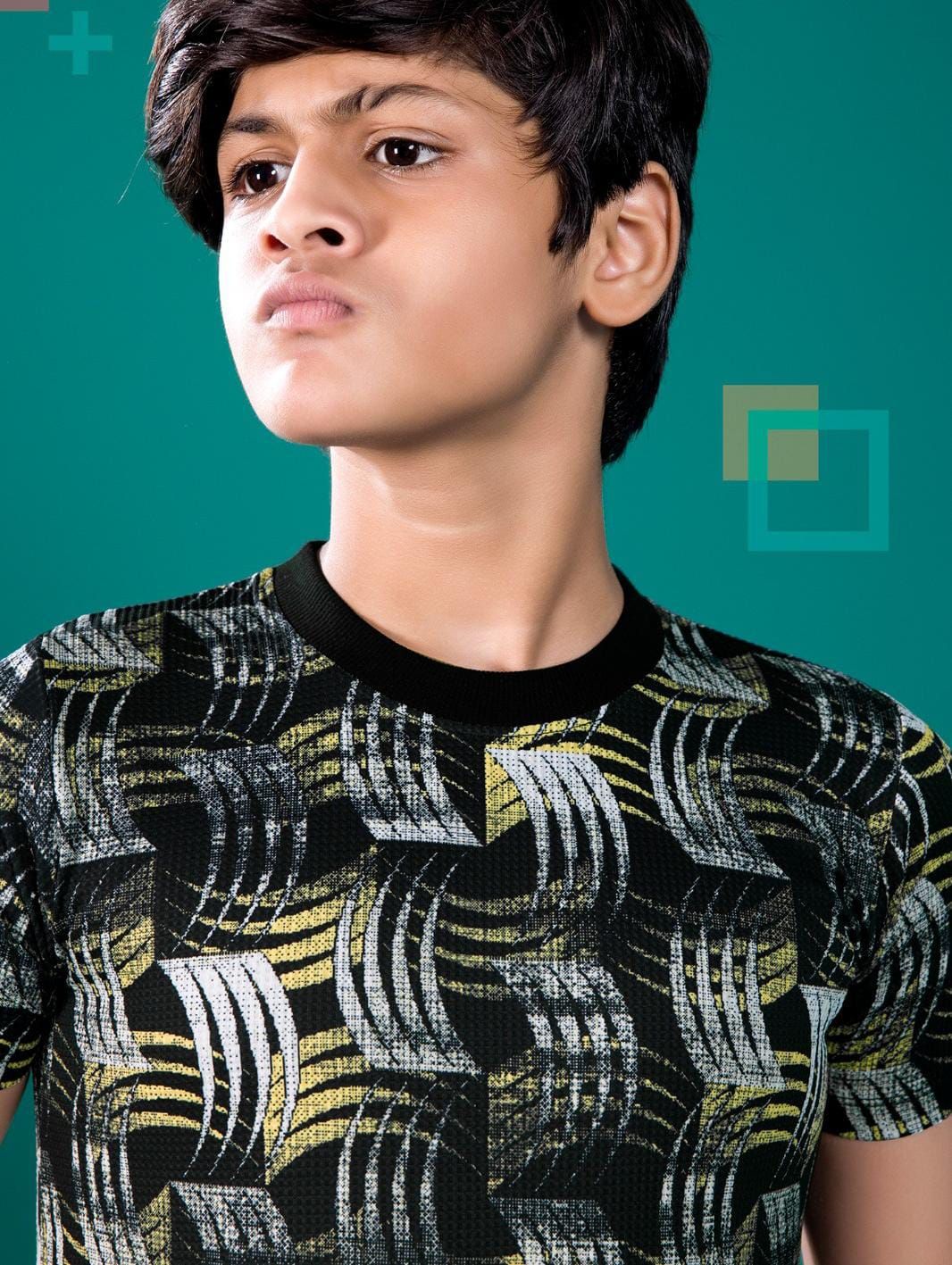 Mens Black Printed Geometric T-Shirt