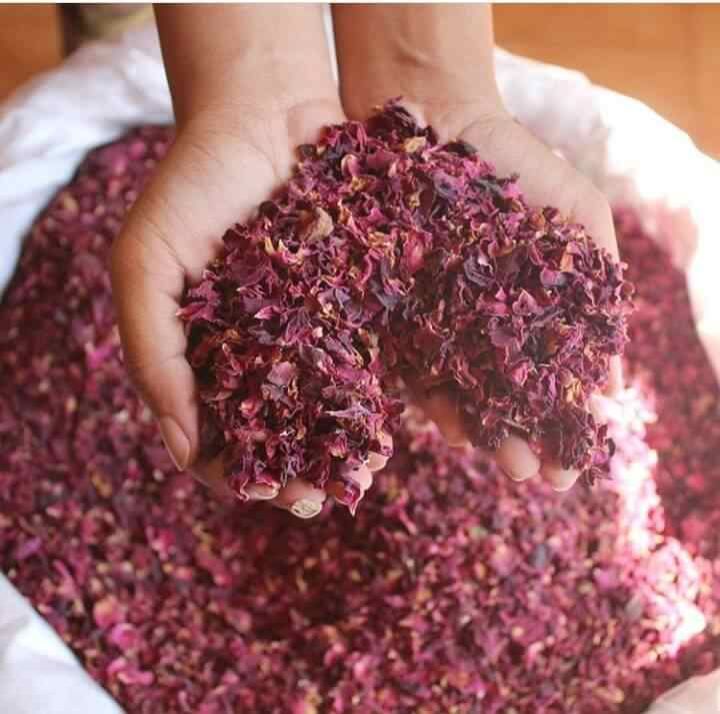 Dehydraded Rose Petals