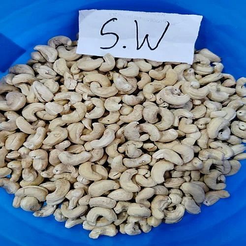 SW Whole Cashew Nuts