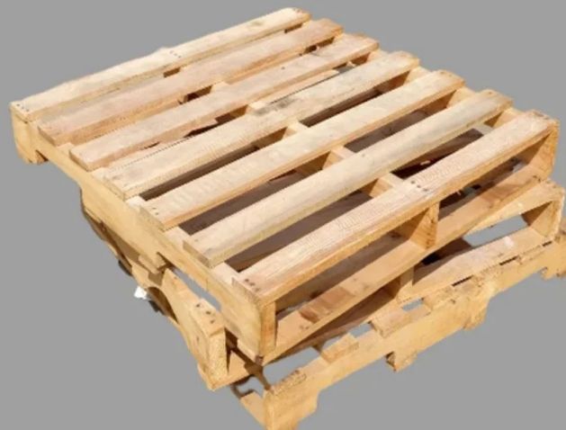 Pine Wood Pallets