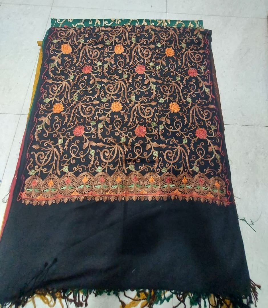 Ladies Black Embroidered Kashmiri Pashmina Shawl