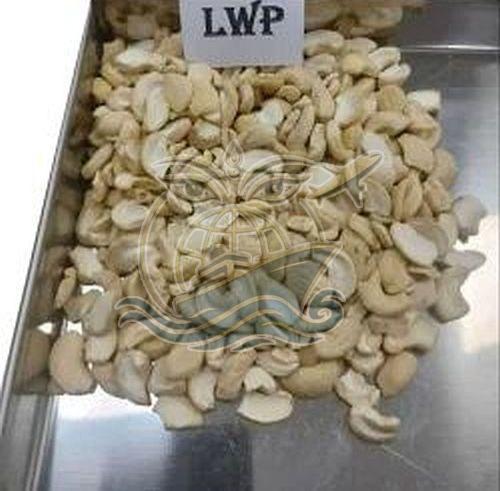 LWP14 Broken Cashew Nuts