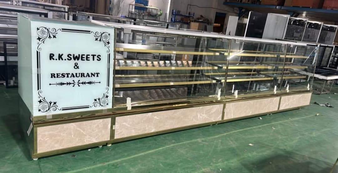 Rectangular Hot and Cold Bakery Display Counter