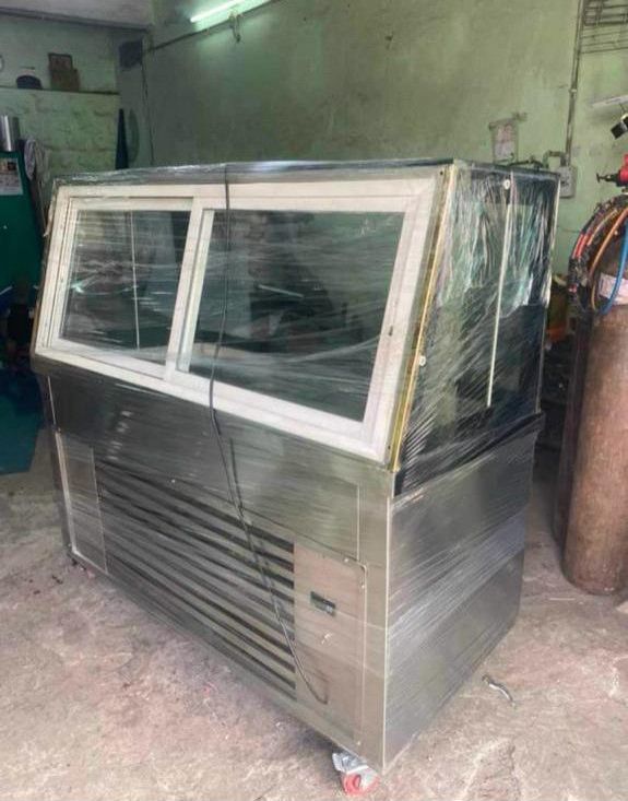 Stainless Steel Moveable Fish Display Counter