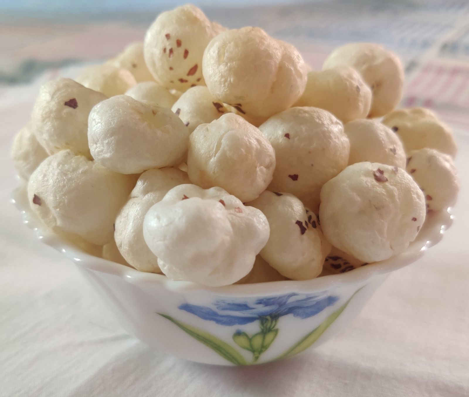 Premium Whole Fox Nuts