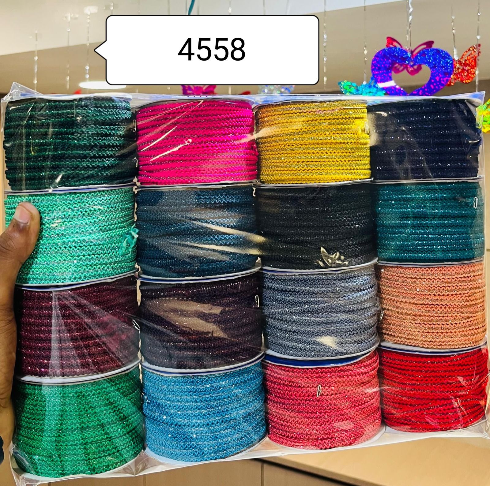 4558 Colored Lace