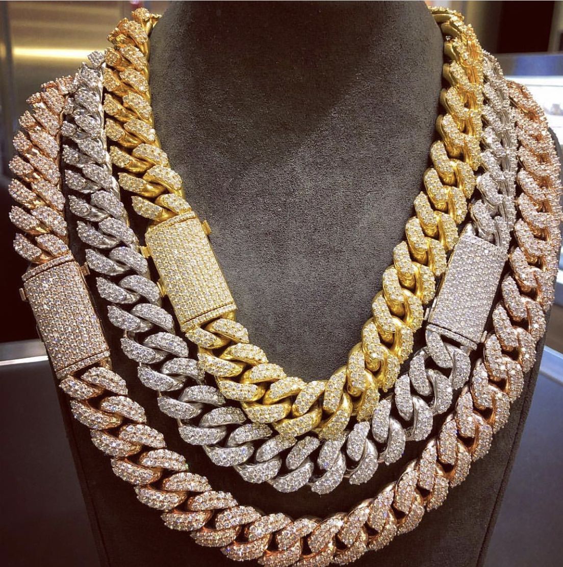 Diamond Encrusted Chain Crafting