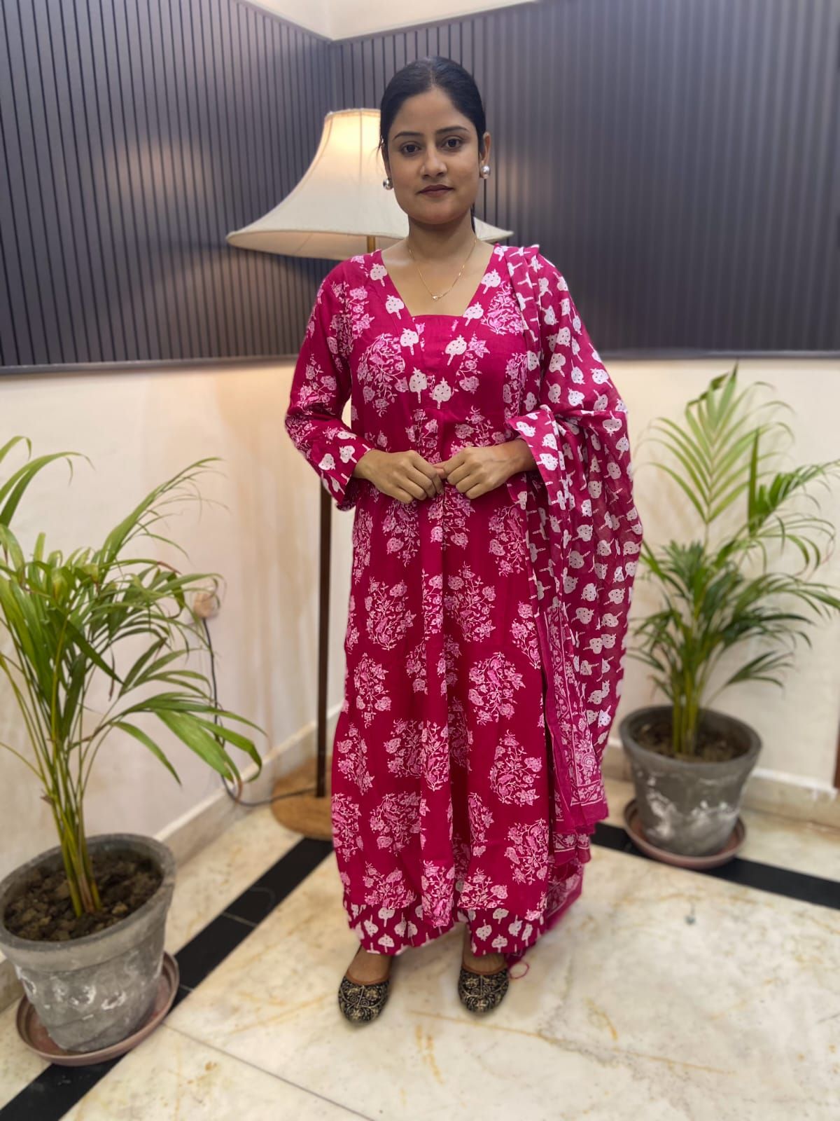 Ladies Blush Grid Flow Anarkali Suit