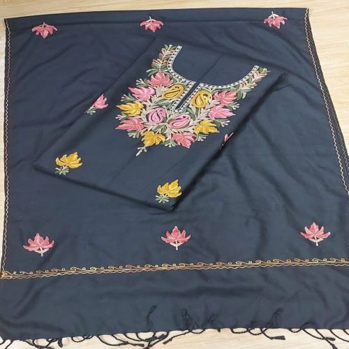 Ladies V-Neck Floral Navy Woolen Embroidery Suit