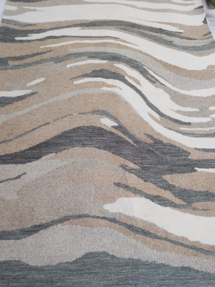 Abstract Wave Design Woolen Carpet