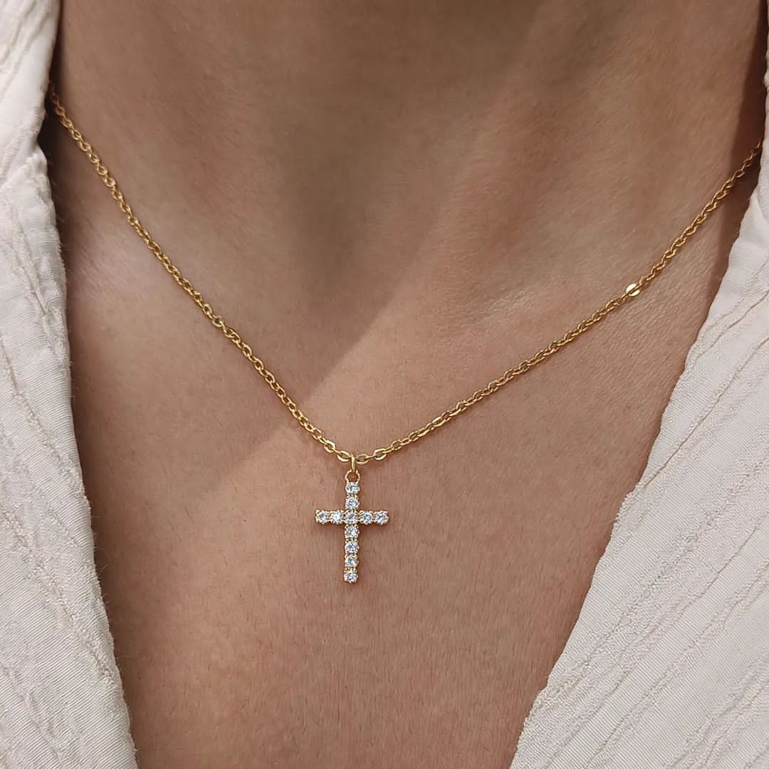 Ladies Cross Diamond Pendant