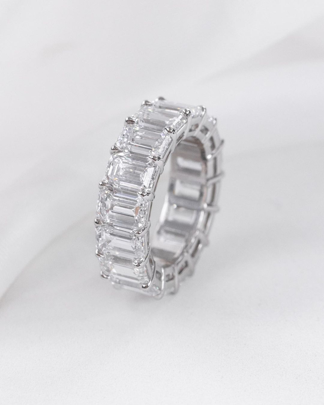 Ladies Vintage Diamond Ring