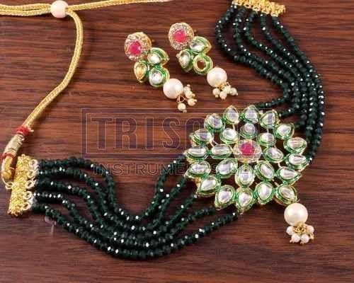 Women Party Wear Crystal Choker Necklace Set