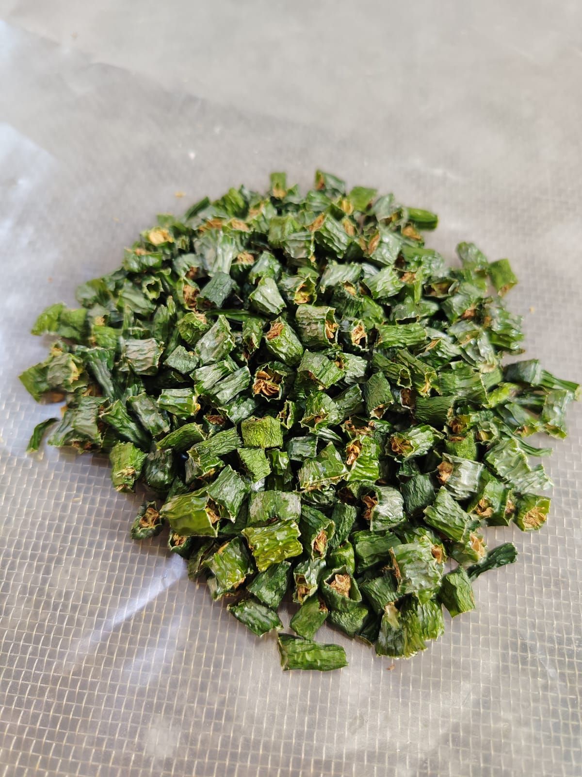 Dehydrated Green Chilli Flakes