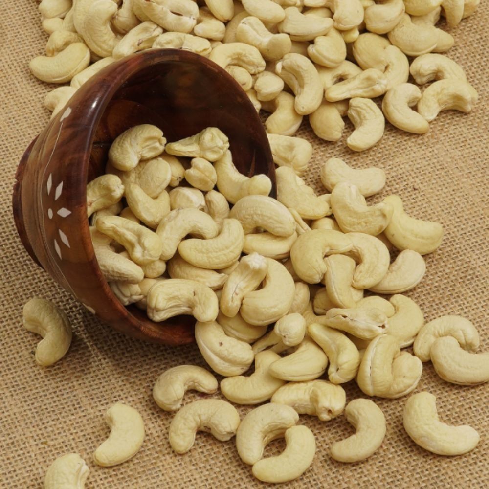 Y400 Whole Cashew Nuts