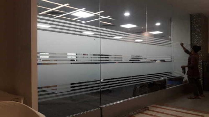 Decorative Glass & Curtain Systems