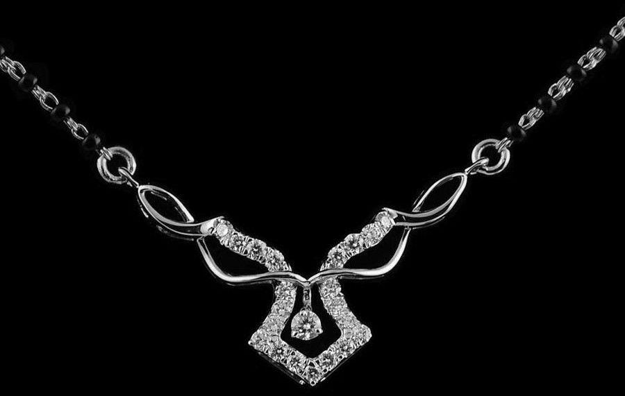 18K White Gold Subtle Diamond Bar Mangalsutra
