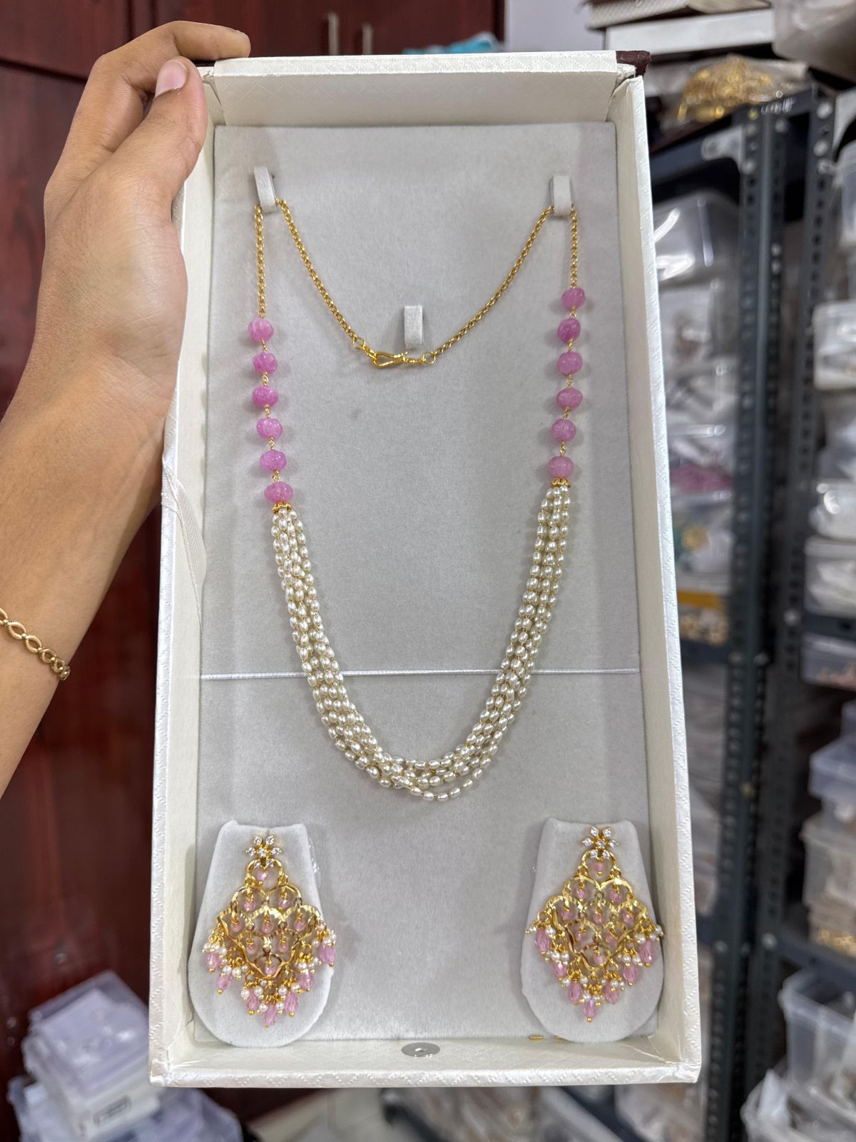 Ladies Three Layered Pearl Mala with Earrings