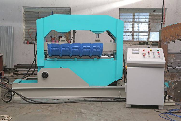 Color Coated Roof Sheet Crimping Machine