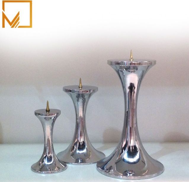 Glossy Silver Candle Holder Set