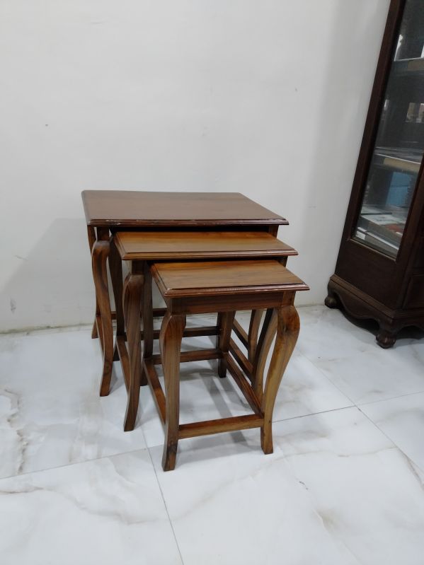 Carved Leg Nesting Table Set with Glassware