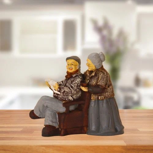 Old Couple Resin Statue