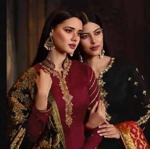 Banarasi Dupatta Embroidered Georgette Suit Banarasi Dupatta Embroidered Georgette Suit