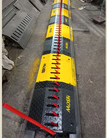 MOS-LVOTK-1104 Manual Tyre Killer