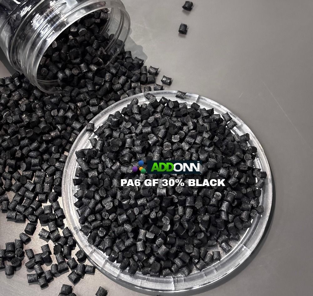 Black Nylon Glass Filled Granules