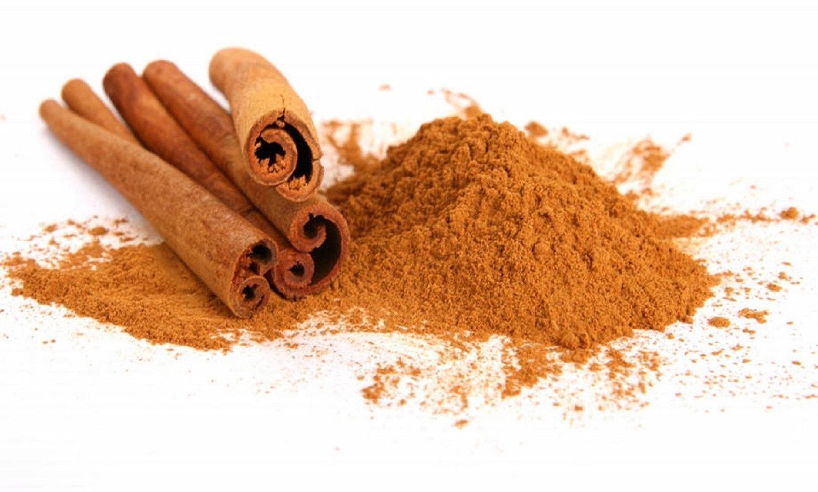 Dried Cinnamon Powder